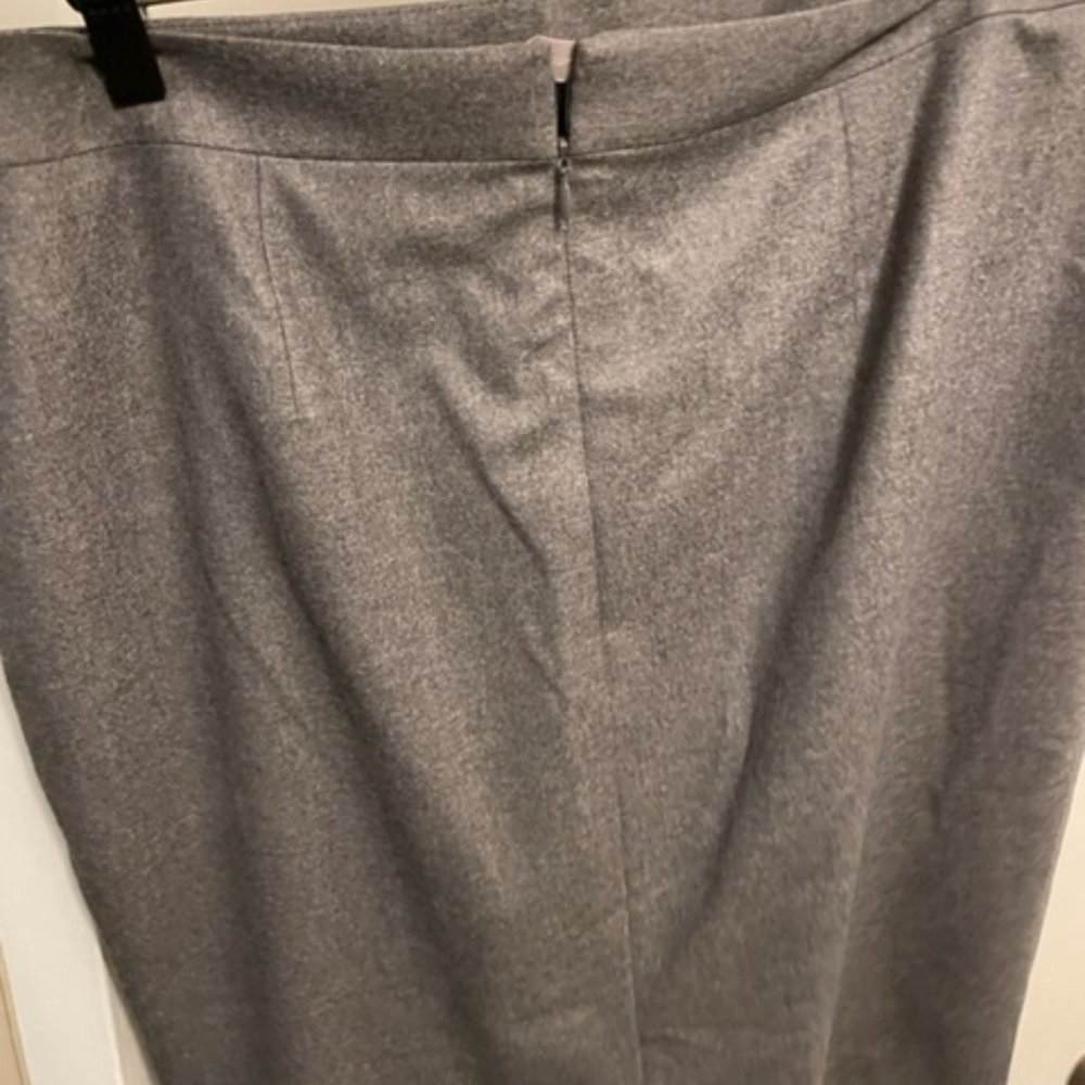 ** host pick** Brooks Brothers Women's Two-Piece Suit, 12 - Picture 8 of 12